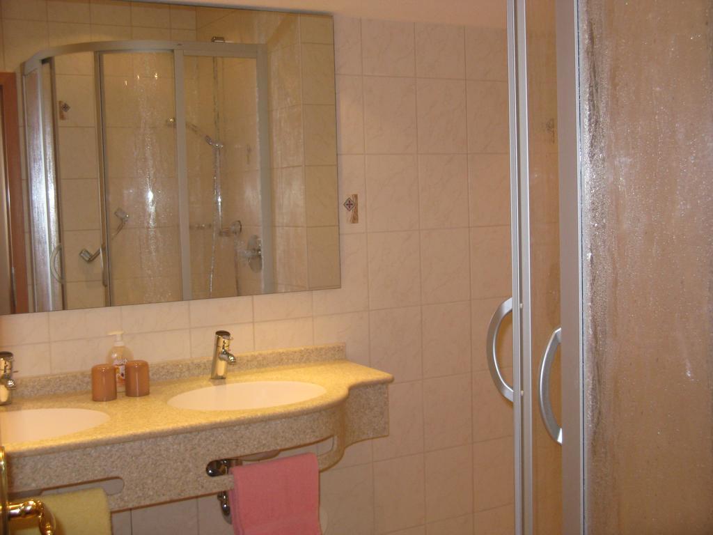 Alpenhotel Allgaeu هوهنسشوانغو المظهر الخارجي الصورة